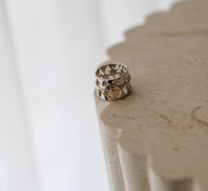 The flag ring